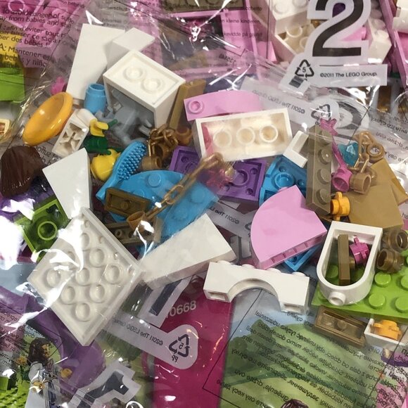 LEGO 10668 Juniors: Castle  The Princess Play Castle Complete Sealed Bags No Box - Picture 7 of 8